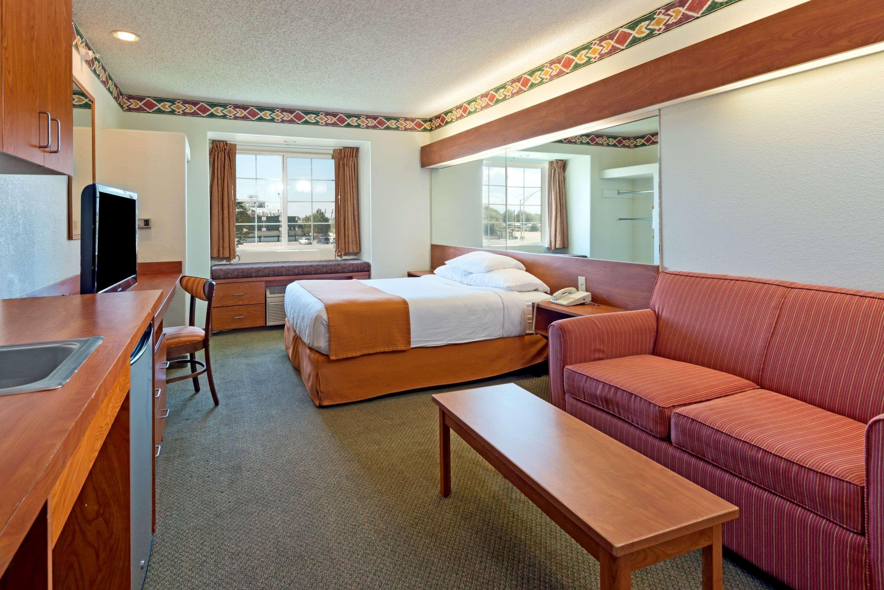 Microtel Inn&Suites Pueblo Exterior foto